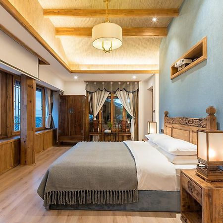 Lijiang Zen Garden Hotel Exterior photo