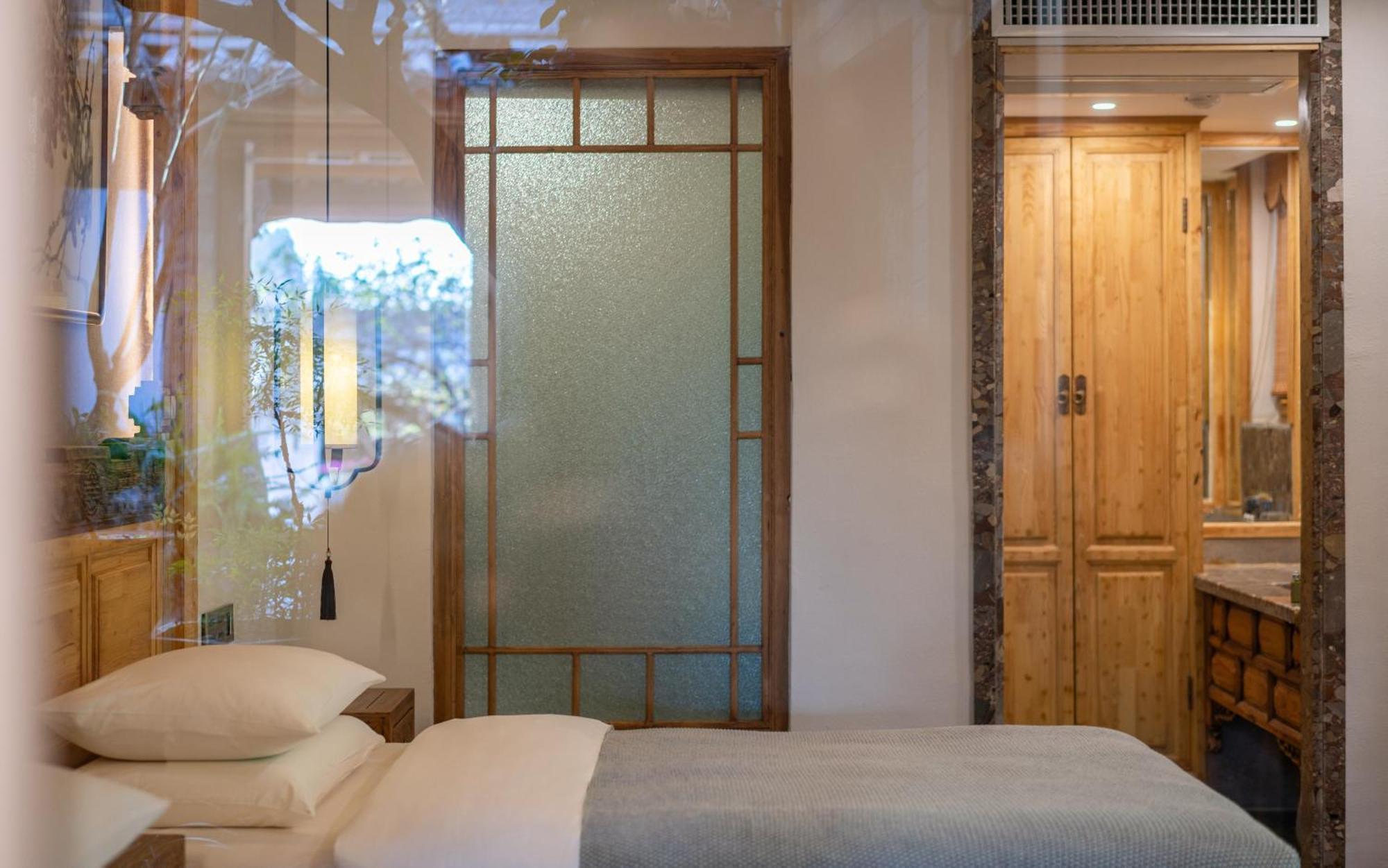 Lijiang Zen Garden Hotel Room photo