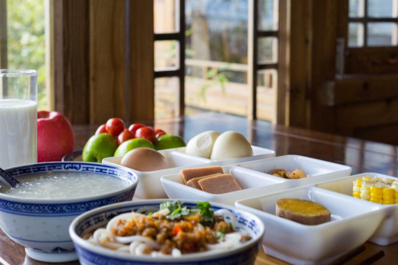 Lijiang Zen Garden Hotel Exterior photo